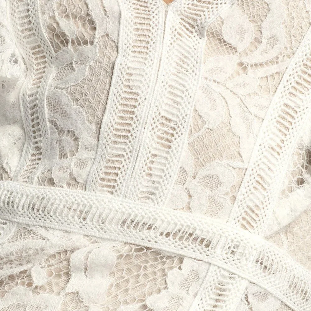 NWT Lulus This Moment in Time White Lace Ruffled Maxi Dress - Picture 5 of 9